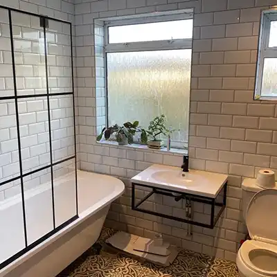 https://buildersashford.co.uk/wp-content/uploads/2025/05/gallery-renovation-1-thumb.png