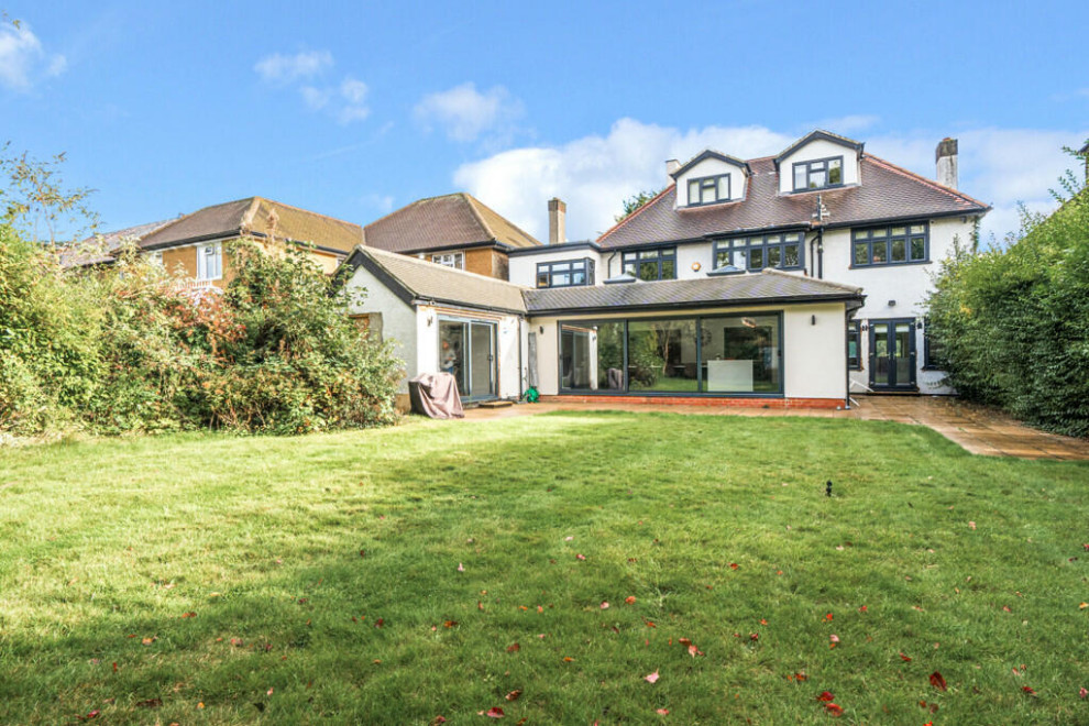 https://buildersashford.co.uk/wp-content/uploads/2025/05/home-design-11-3.jpg